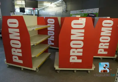 Set van displays – kavel bij Clicpublic