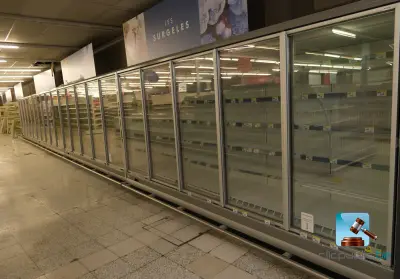 Invrieslijn – kavel bij Clicpublic, Châtelet