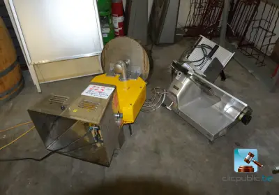Snijmachine met citruspers – kavel bij Clicpublic, Châtelet