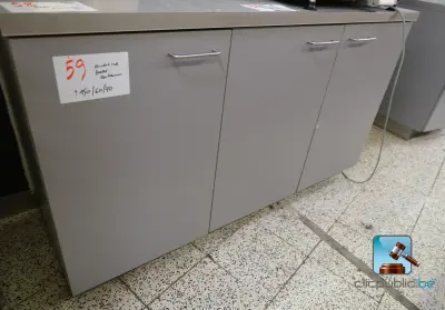 3-deurs onderkast – kavel bij Clicpublic, Châtelet