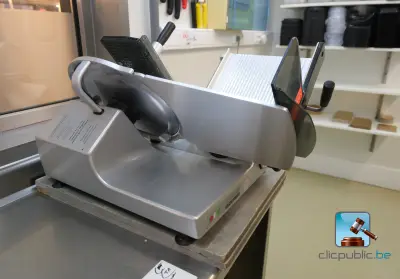 Slicer – kavel bij Clicpublic, Châtelet