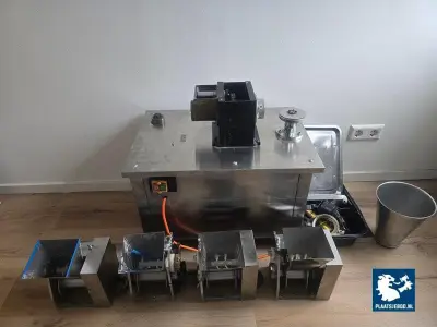 1 x Automatische RVS Momo Dumpling machine – kavel bij Plaats Je Bod, Amsterdam