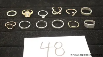 12 diverse ringen – kavel bij Appelboom