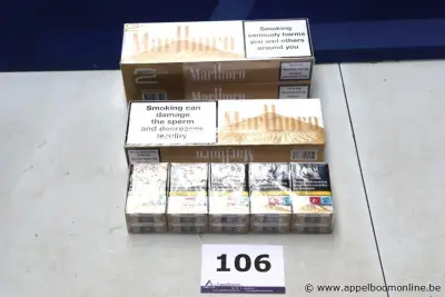 4 sloeven sigaretten MARLBORO – kavel bij Appelboom