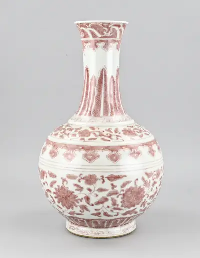 Chinese vaas, H 41,5 cm – kavel bij Twents Veilinghuis