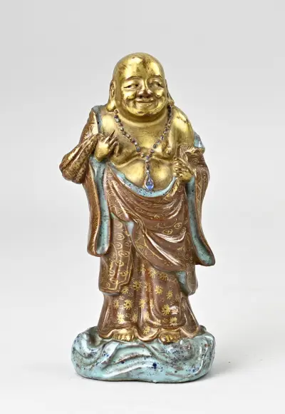 Chinese boeddha van porselein, H 16 cm – kavel bij Twents Veilinghuis