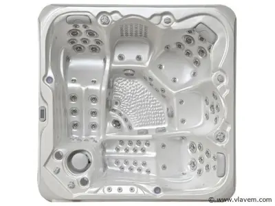 Outdoor Spa 5-persoons 220x220 cm – kavel bij Vlavem