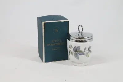 Royal Worcester Flameproof Porcelain eierkoker – kavel bij De Kringwinkel, Brecht