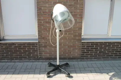 Vintage droogkap op statief – kavel bij De Kringwinkel, Brecht