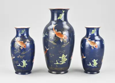3x Japanse vaas, H 18,5 - 25,5 cm – kavel bij Twents Veilinghuis