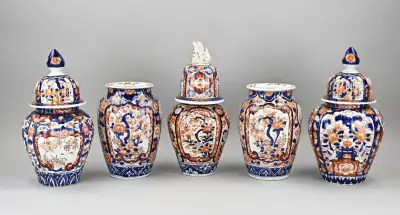 5x Japanse Imari vaas, H 24 - 35 cm – kavel bij Twents Veilinghuis