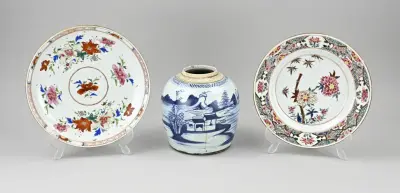 3x Chinees porselein (2x bord + 1x gemberpot) – kavel bij Twents Veilinghuis