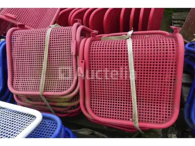 20 metalen stoelen voor wachtstoel – kavel bij Auctelia, Merelbeke-Melle