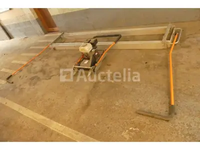 Vibratieplaat voor betonplaat – kavel bij Auctelia, Chastre