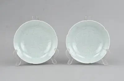 Stel celadon schotels Ø 16,5 cm – kavel bij Twents Veilinghuis