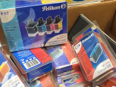 (130x) Inktpatronen voor printers Pelikan Mix – kavel bij Auctim, Aartselaar