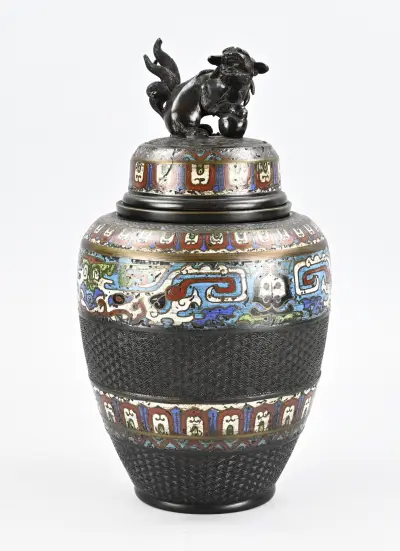 Japanse cloisonné vaas, H 34 cm – kavel bij Twents Veilinghuis