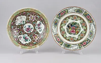 2x Chinees bord Ø 28,7 - 29,7 cm – kavel bij Twents Veilinghuis