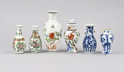 6x Chinese vaas, 8 - 14 cm – kavel bij Twents Veilinghuis