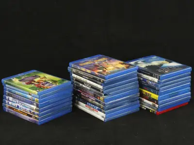 Lot van 30 Blu-rays – Disney, films, actie, drama, animatie & documentaires – kavel bij De Kringwinkel, Antwerpen
