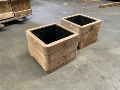 2x Garlux vuren bloembak geïmpregneerd 40x40x30cm – kavel bij XL Auctions