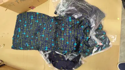 (18x) partij kleding – kavel bij Auctim, Balen
