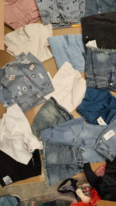 (65x) partij kleding – kavel bij Auctim, Balen