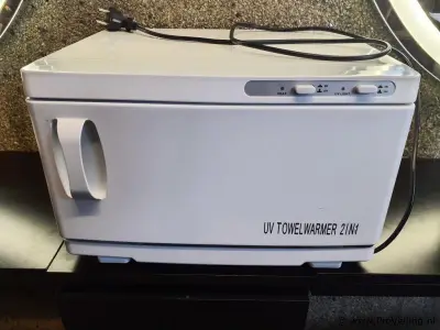 Handdoekverwarmer en sterilisator ZD-M52 – kavel bij ProVeiling, Rotterdam