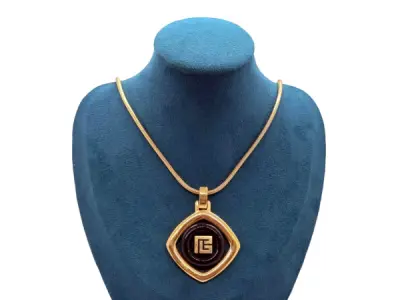Balmain | Exclusief Vintage Logo Collier – kavel bij XL Auctions