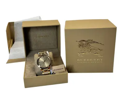 Burberry | City Gold Swiss Made – kavel bij XL Auctions