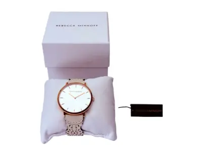 Rebecca Minkoff | Major Elegant Dameshorloge met Laser-Cut Lederen Band – kavel bij XL Auctions