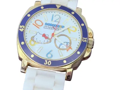 Sanrio | Doraemon x Hello Kitty Horloge – kavel bij XL Auctions