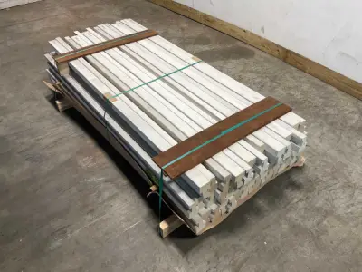 5x Naaldhouten kozijnhout profiel-C binnendraaiend - 200x11x6,6cm – kavel bij XL Auctions