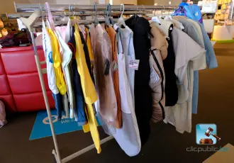 Lot de vêtements pour enfants – kavel bij Clicpublic