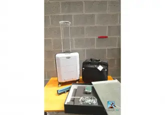 Lot de bagages à main et set de bureau – kavel bij Clicpublic