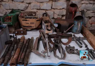 Grand varia de quincaillerie, outillage et matériels divers – kavel bij Clicpublic