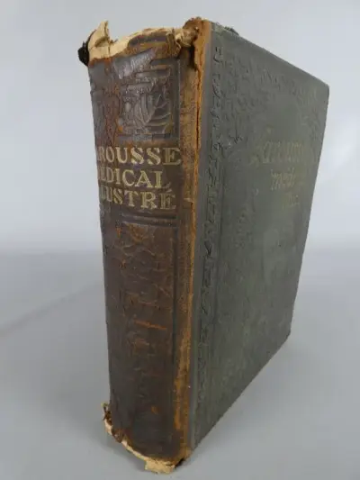 Oud medisch naslagwerk Larousse Médical Illustré uit 1935 – kavel bij De Kringwinkel, Diest