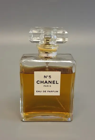 Fles Chanel N°5 Eau de Parfum 100 ml – kavel bij De Kringwinkel, Aalst