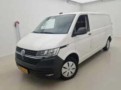 Volkswagen Transporter 2.0 TDI L2H1 2022 Airco/NAV/PDC – kavel bij BAS World Auctions, Veghel