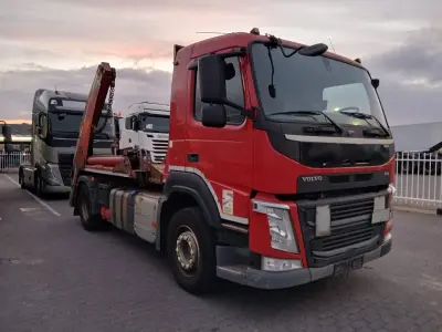Volvo FM Skiploader Truck Cruise Control Day Cab – kavel bij BAS World Auctions, Veghel