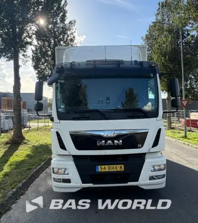 MAN TGM Closed Truck Taillift – kavel bij BAS World Auctions, Veghel