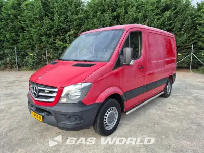 Mercedes Sprinter 210 CDI Closed Van – kavel bij BAS World Auctions, Rotterdam