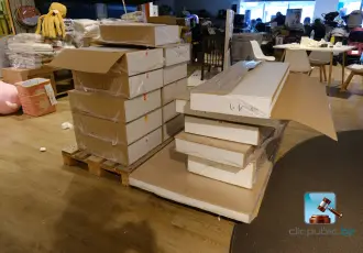 Varia de mobilier démonté – kavel bij Clicpublic