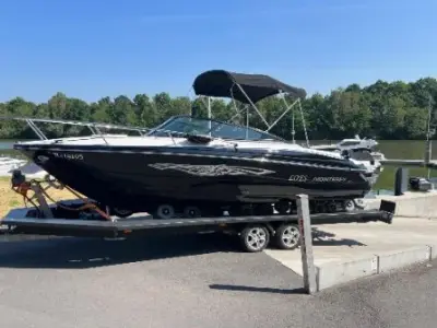 Monterey 224FSC speedboot – veiling bij Auctim