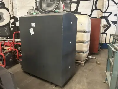 Brandstof tanks DM 901-903 DM (58/2026) – veiling bij Venalis, Roeselare