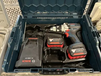 Machines, werkmateriaal en toebehoren 801-900 DM (58/2026) – veiling bij Venalis, Roeselare