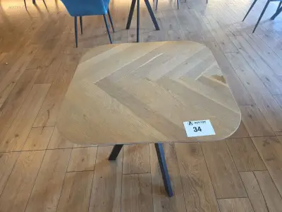 (12x) Diverse tafels DE AREND – kavel bij Auctim, Oostende