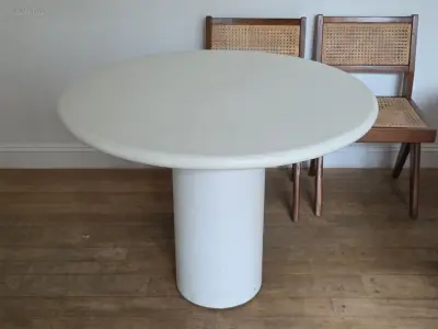 Design eettafel – kavel bij Auctim, Tongeren Borgloon