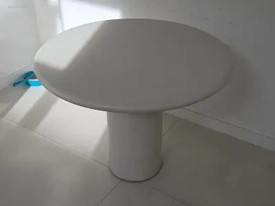 Design eettafel – kavel bij Auctim, Tongeren Borgloon