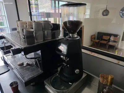 On-demand koffiemolen Sanremo – kavel bij Auctim, Tongeren Borgloon